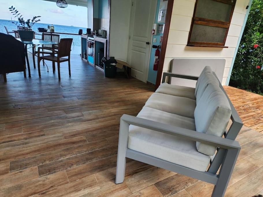 Duplex En Bord De Mer Fare Tahitea Pension Taputapuapea Eksteriør billede